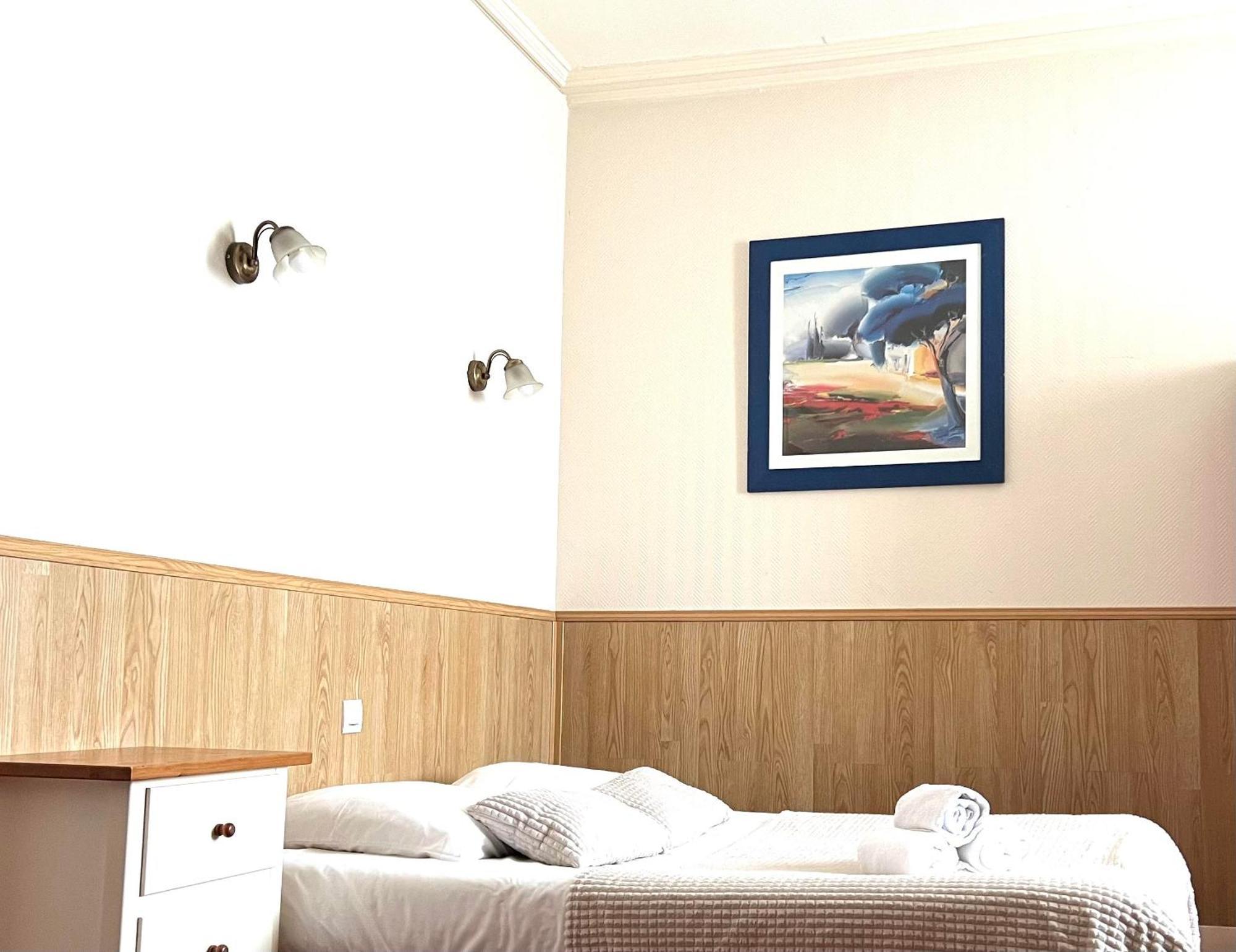 Hotel De La Gare 셰르부르 앙 코탱탕 외부 사진