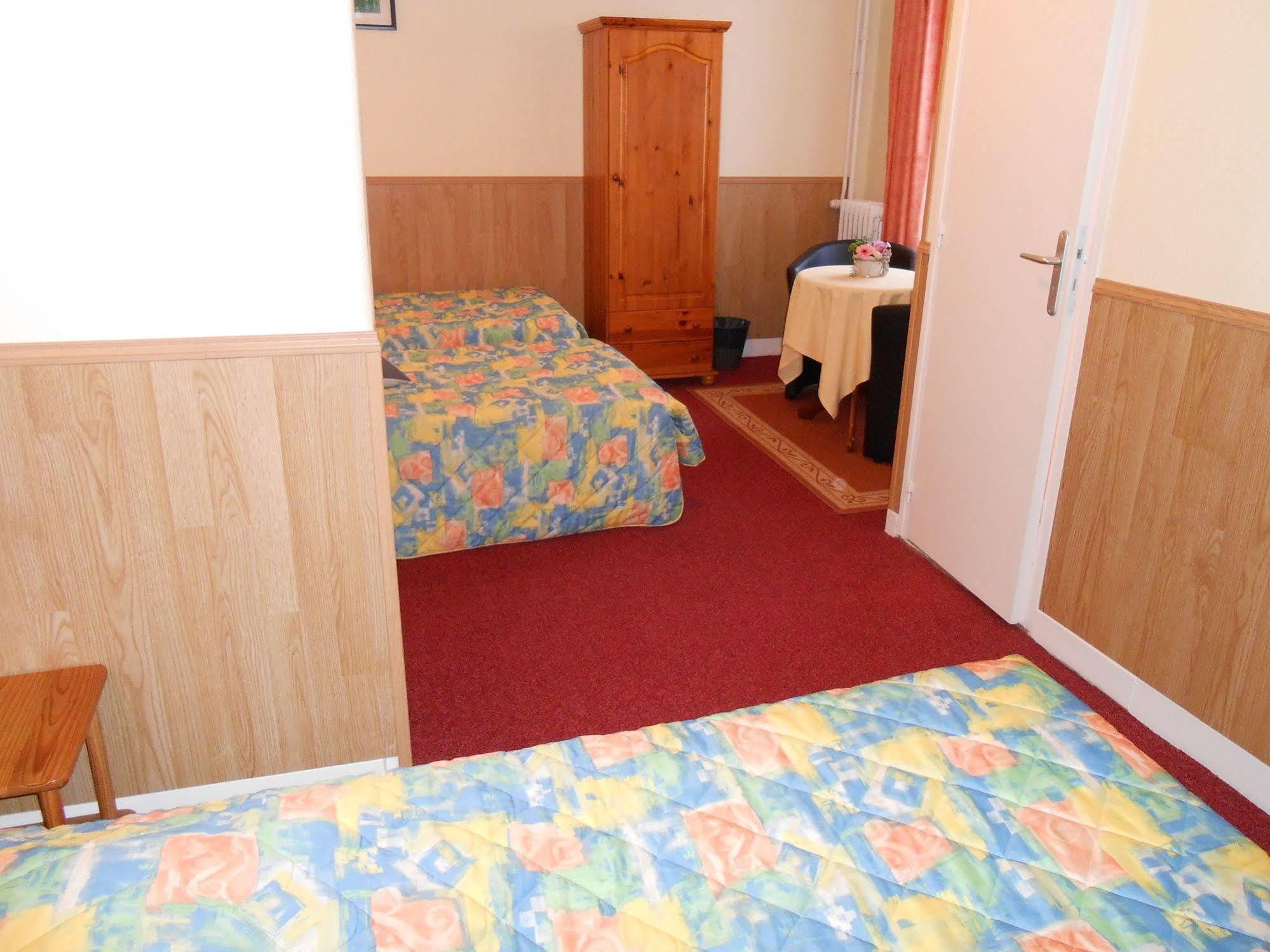 Hotel De La Gare 셰르부르 앙 코탱탕 외부 사진