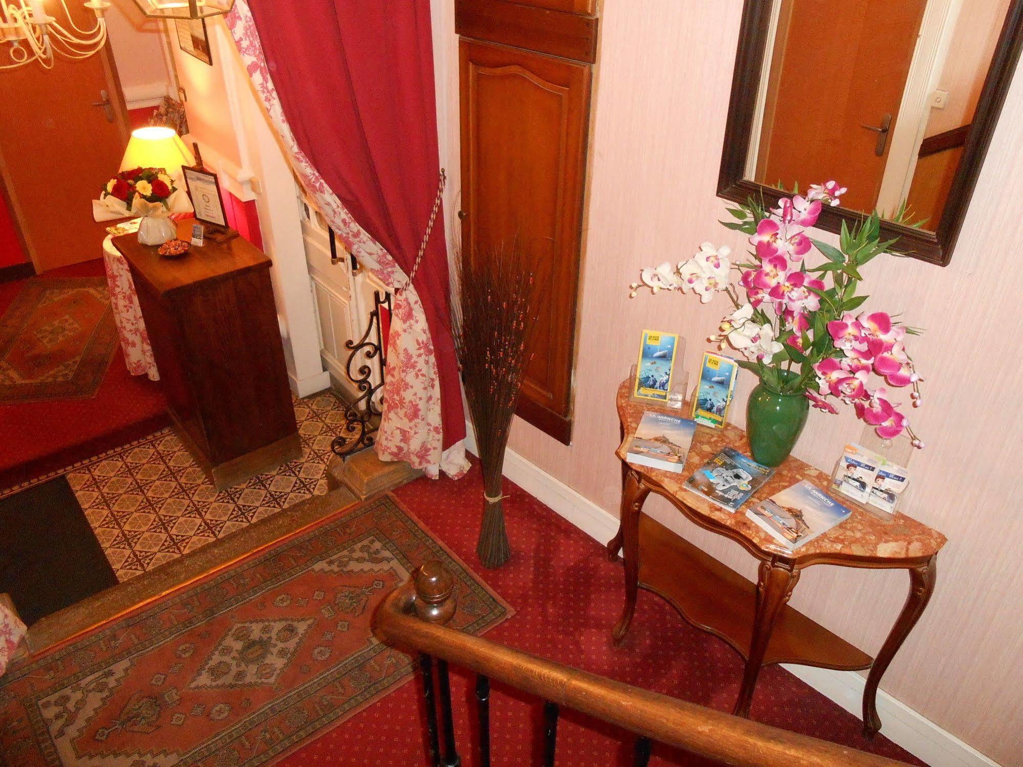 Hotel De La Gare 셰르부르 앙 코탱탕 외부 사진