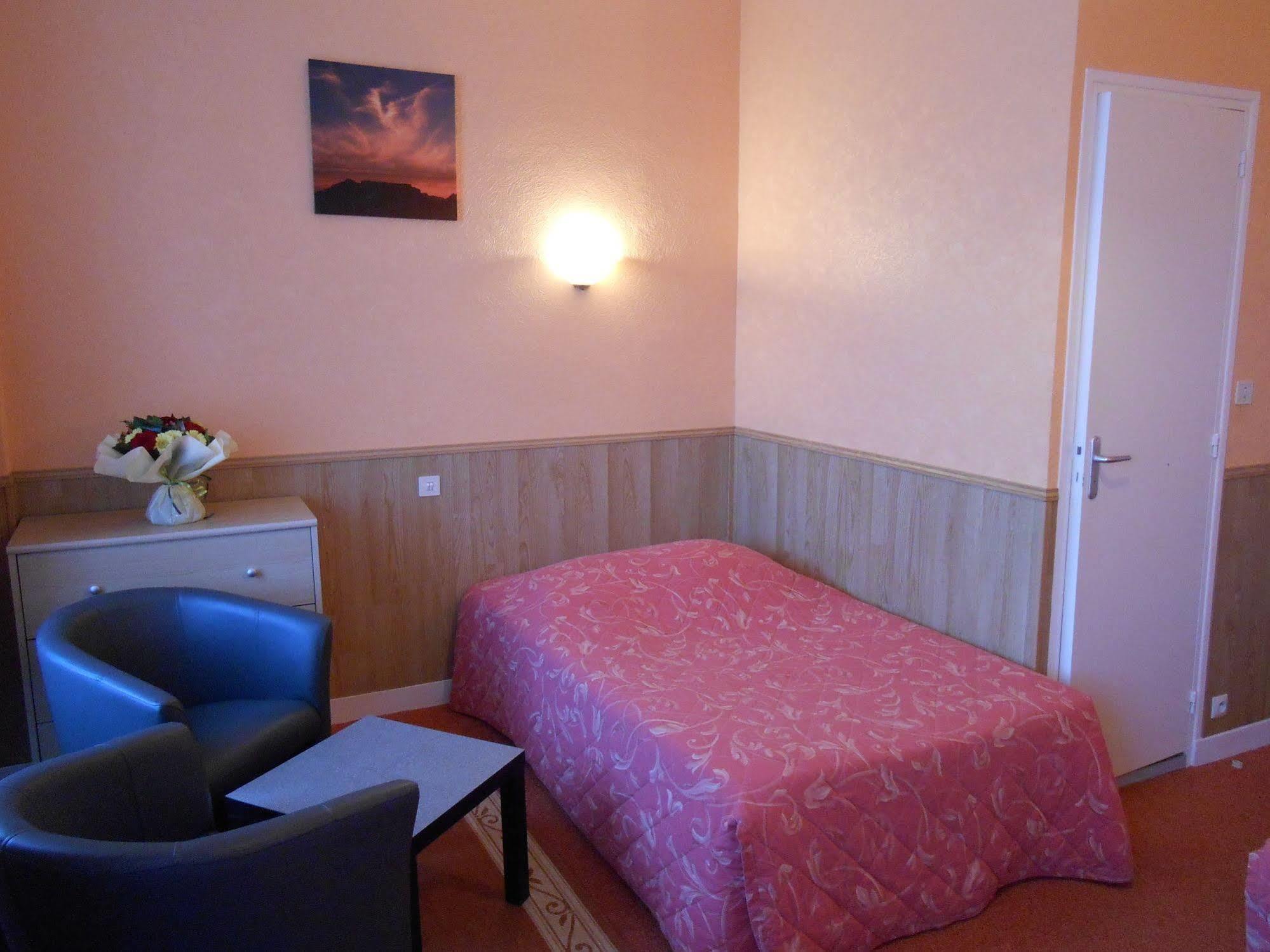 Hotel De La Gare 셰르부르 앙 코탱탕 외부 사진